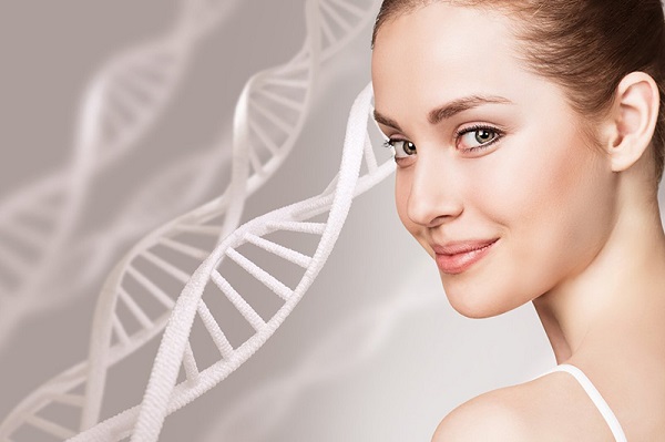 Việc bổ sung collagen đúng cách đóng vai trò quan trọng trong việc duy trì sức khỏe và vẻ đẹp của da, tóc, móng và các mô liên kết khác trong cơ thể